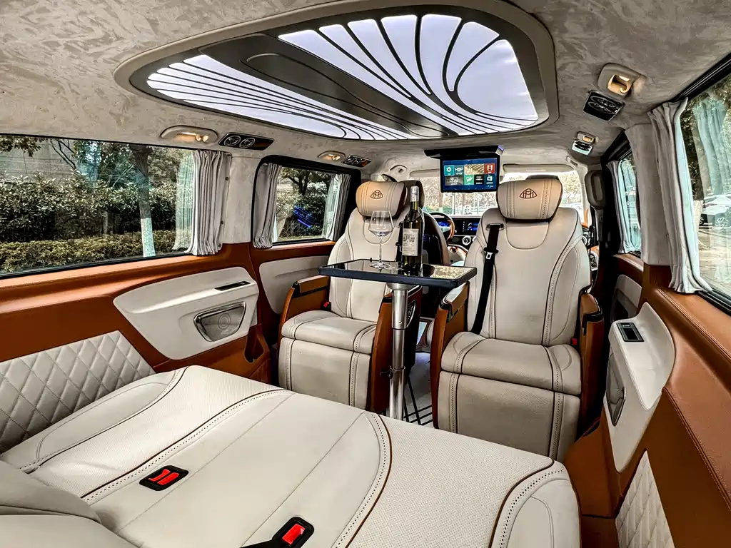 Mercedes-Benz Vito — фото 24