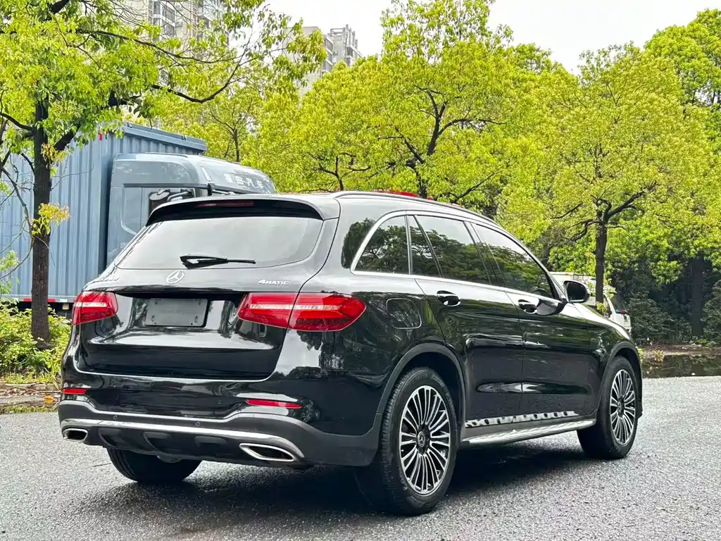 Mercedes-Benz GLC — фото 7