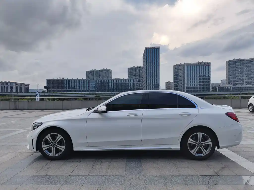 Mercedes-Benz C-Class — фото 4