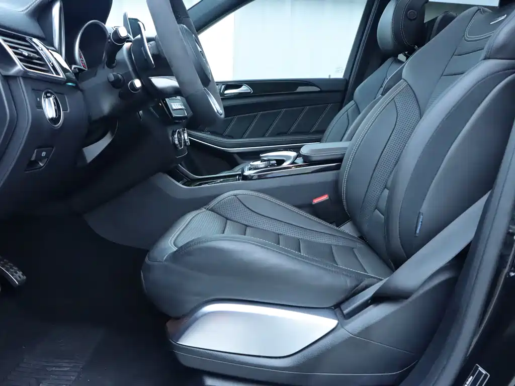 Mercedes-Benz GLS AMG — фото 5