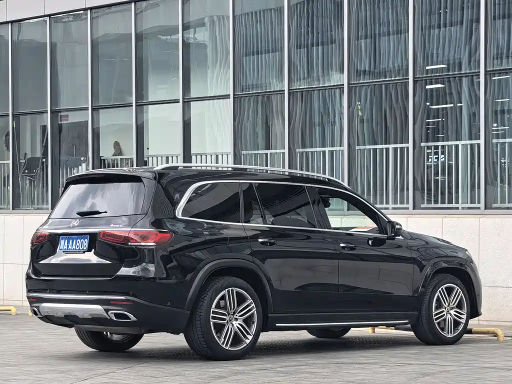 Mercedes-Benz GLS — фото 4