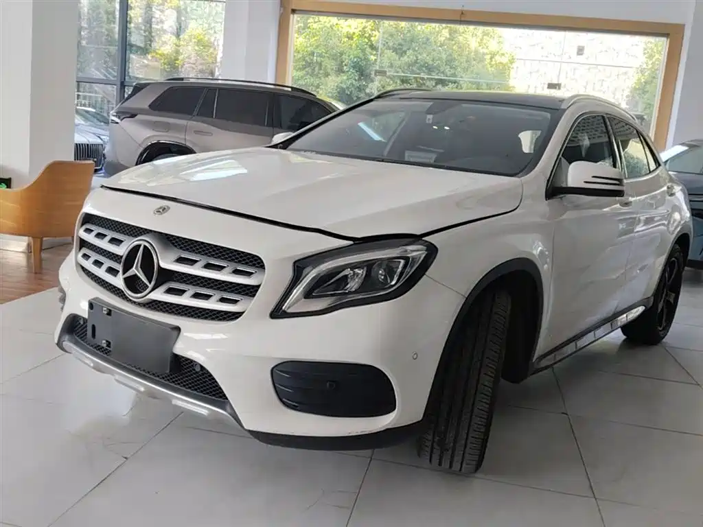 Mercedes-Benz GLA — фото 2