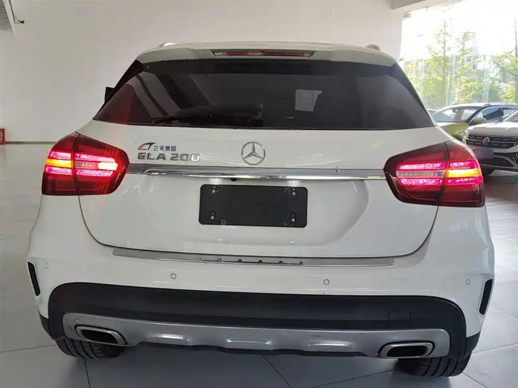 Mercedes-Benz GLA — фото 4