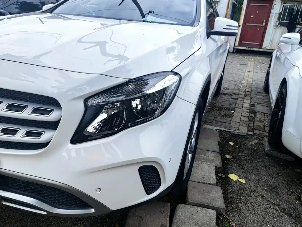 Mercedes-Benz GLA — фото 4