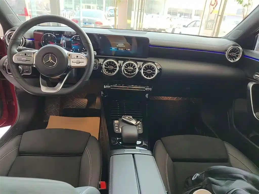 Mercedes-Benz A-Class — фото 10