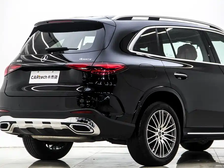 Mercedes-Benz GLC — фото 8