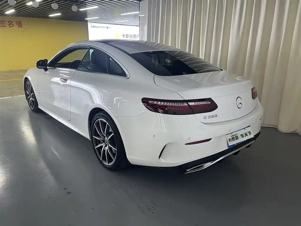 Mercedes-Benz E-Class (Import) — фото 4