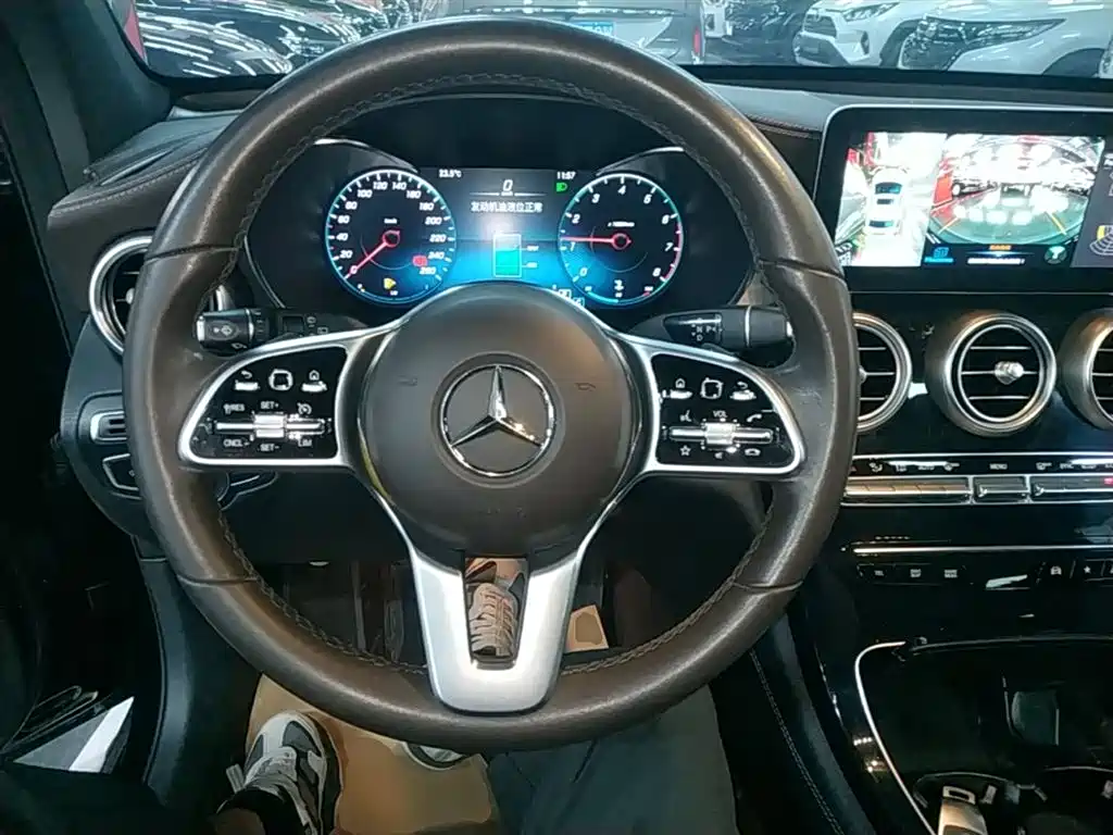 Mercedes-Benz GLC — фото 11