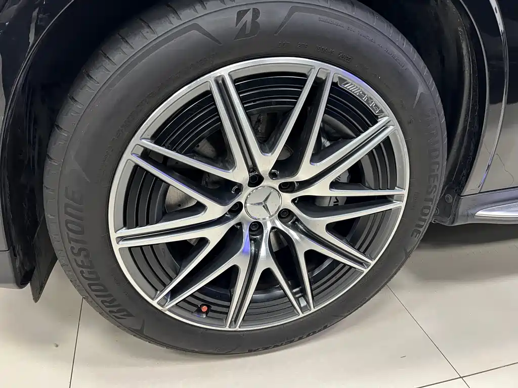 Mercedes-Benz GLC AMG — фото 9