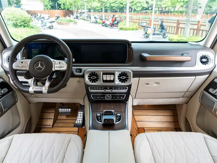 Mercedes-Benz G-Class AMG — фото 20