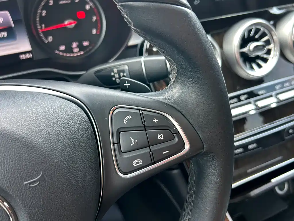 Mercedes-Benz GLC — фото 22