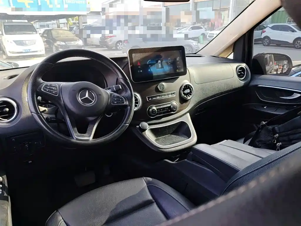 Mercedes-Benz Vito — фото 10