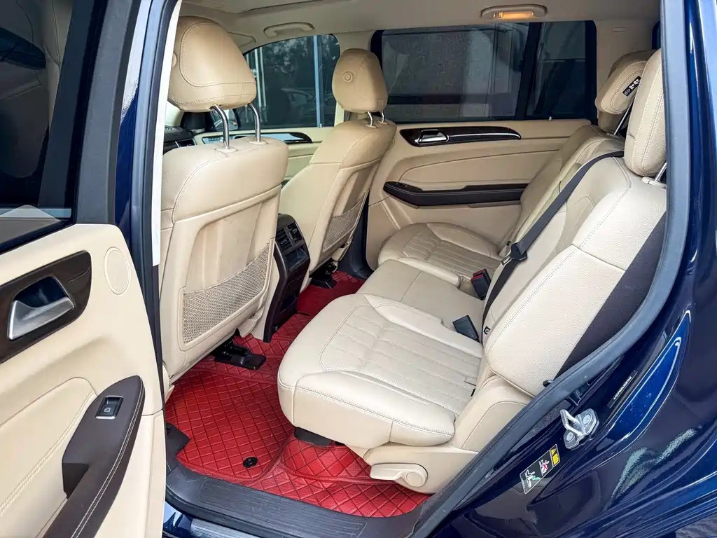 Mercedes-Benz GLS — фото 6