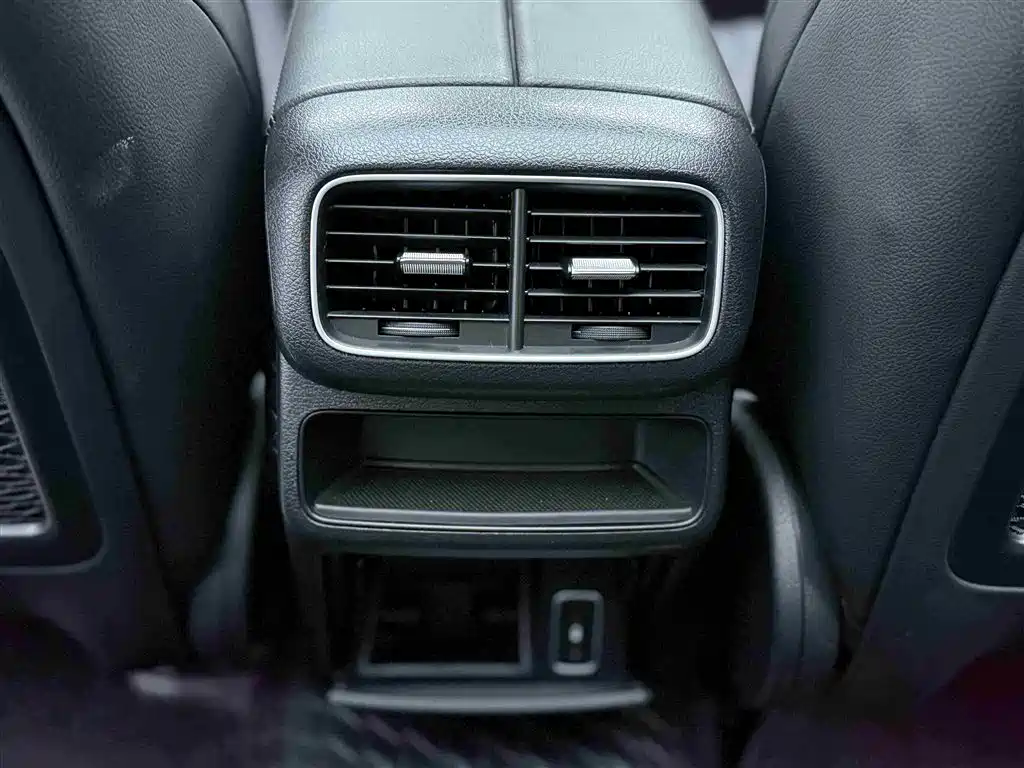 Mercedes-Benz GLE (Import) — фото 17