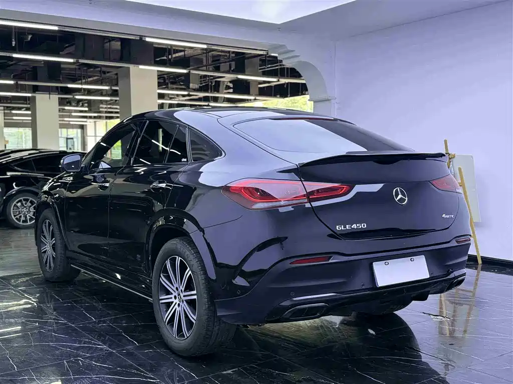 Mercedes-Benz GLE (Import) — фото 18
