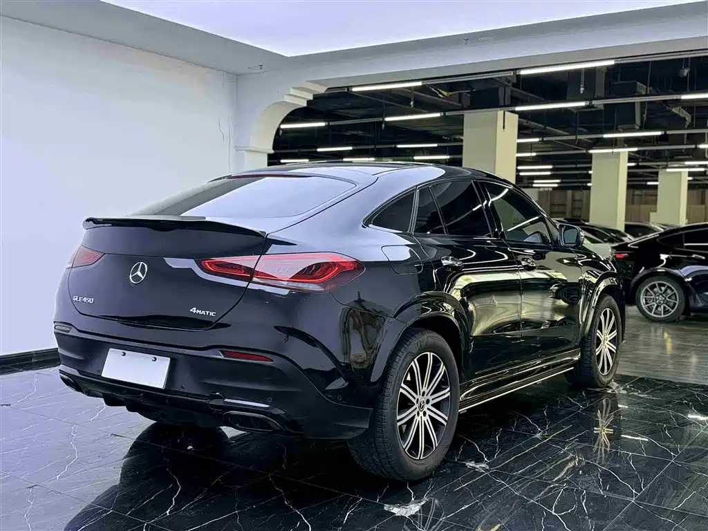 Mercedes-Benz GLE (Import) — фото 20