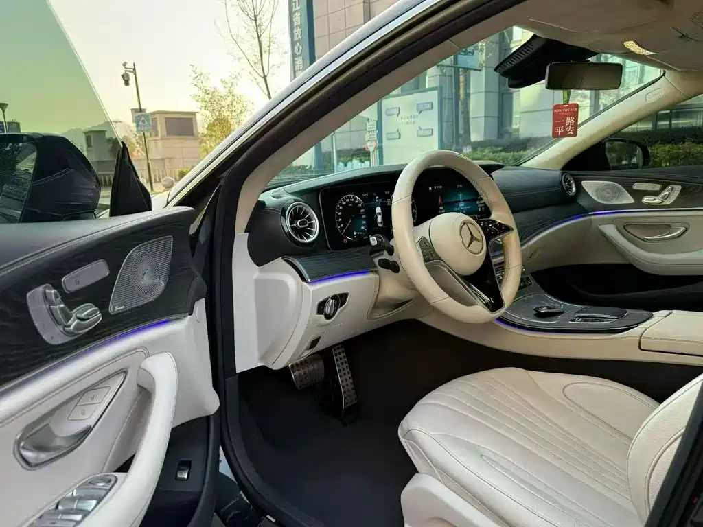 Mercedes-Benz CLS — фото 5