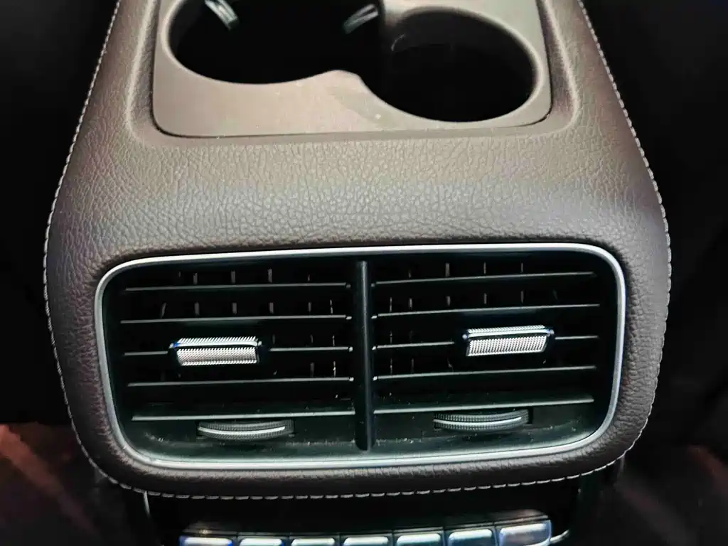 Mercedes-Benz GLS — фото 17