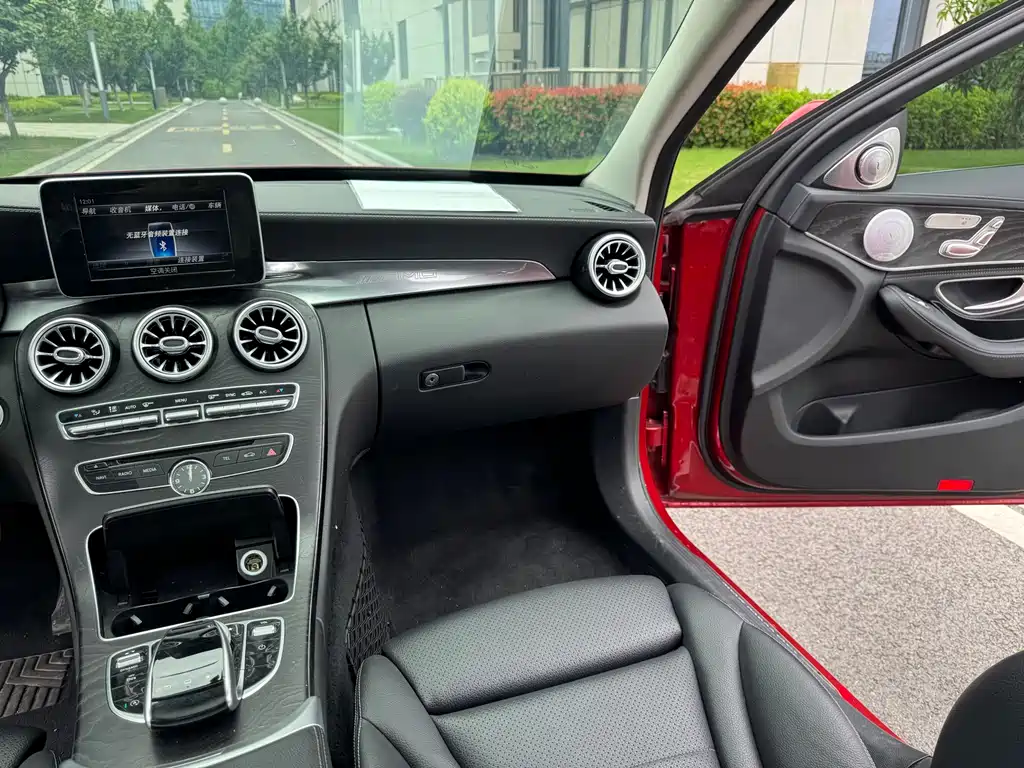 Mercedes-Benz C-Class — фото 13