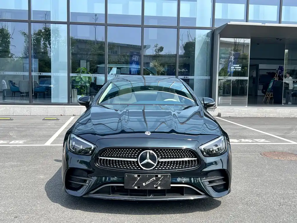 Mercedes-Benz E-Class (Import) — фото 2