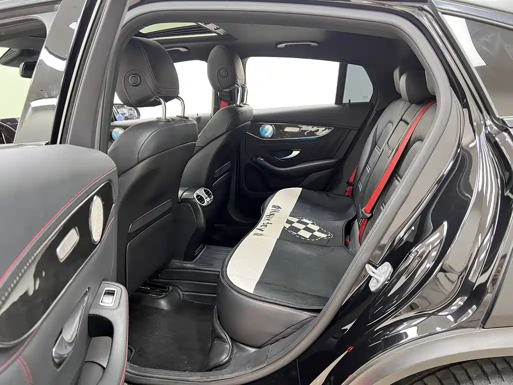 Mercedes-Benz GLC Coupe AMG — фото 17