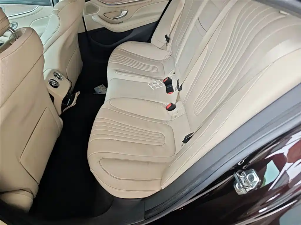 Mercedes-Benz CLS — фото 17