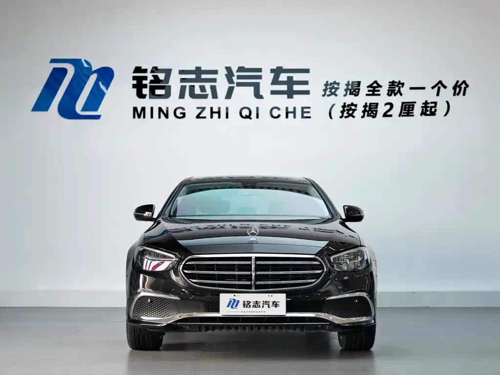 Mercedes-Benz E-Class — фото 5