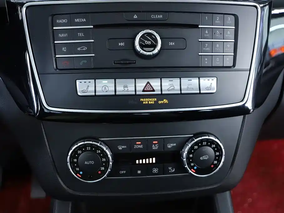 Mercedes-Benz GLE (Import) — фото 10