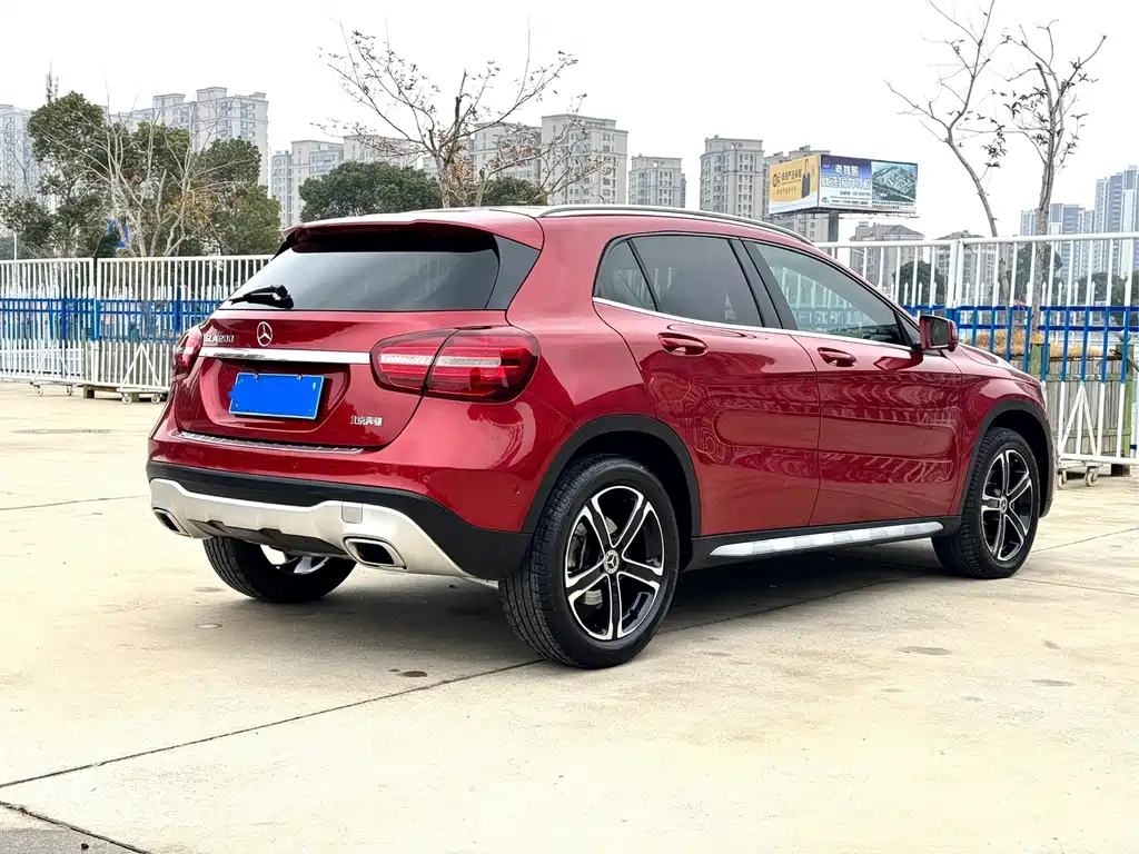 Mercedes-Benz GLA — фото 4