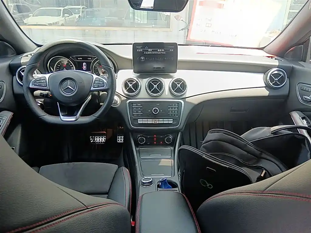 Mercedes-Benz CLA (Import) — фото 10