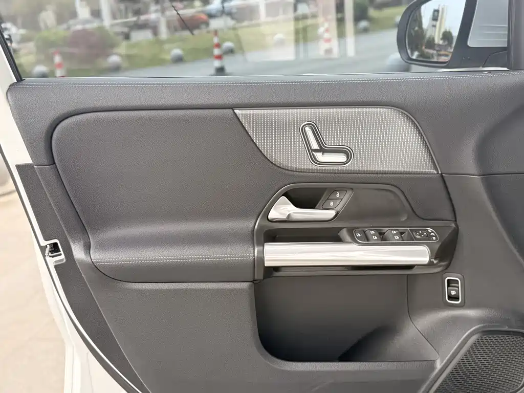 Mercedes-Benz GLA — фото 20