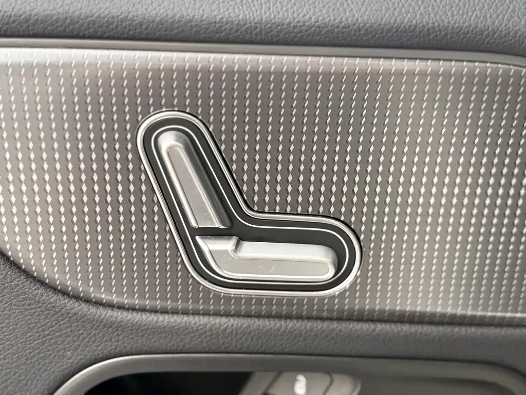 Mercedes-Benz GLA — фото 21