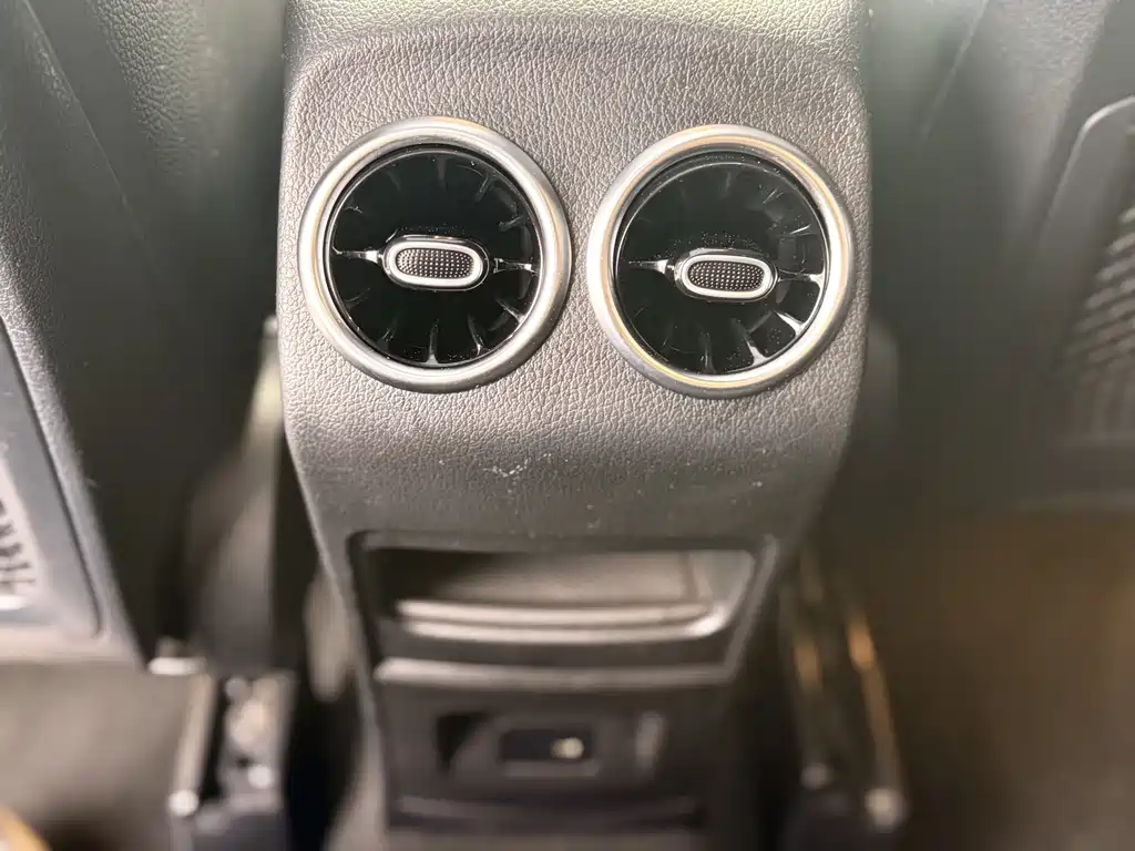 Mercedes-Benz GLA — фото 23