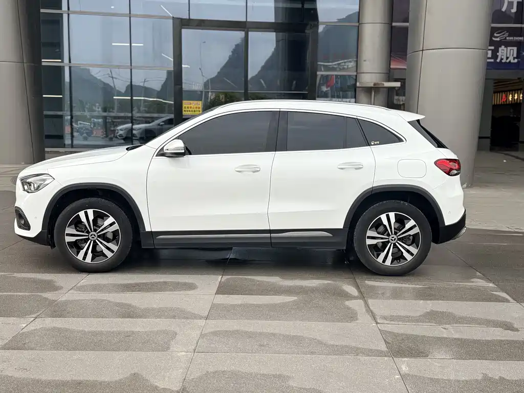 Mercedes-Benz GLA — фото 4