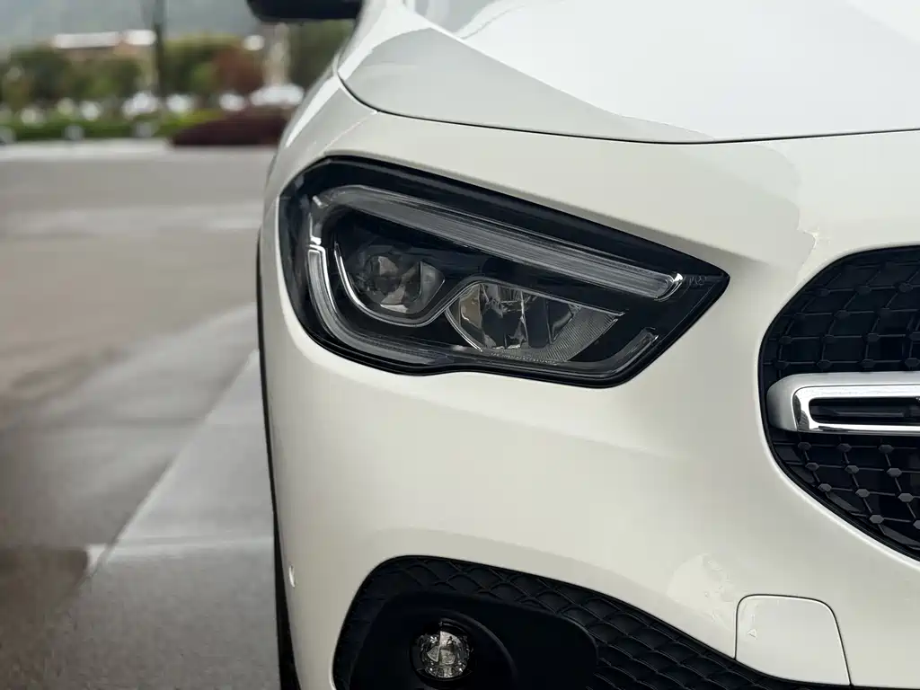 Mercedes-Benz GLA — фото 9