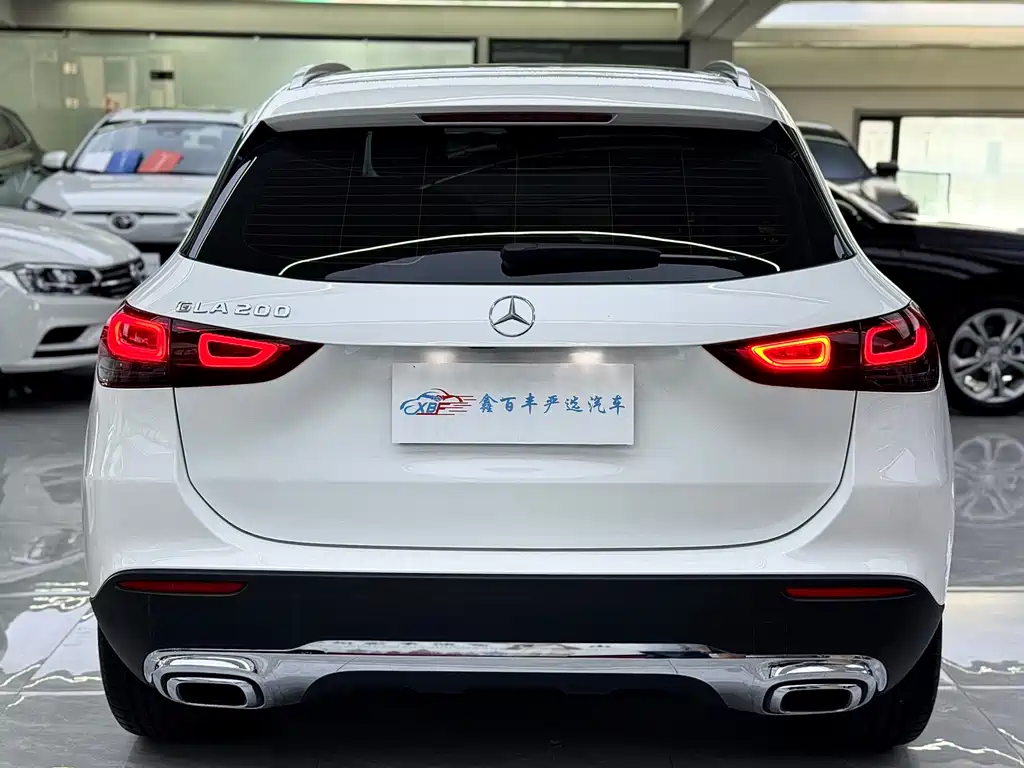 Mercedes-Benz GLA — фото 9