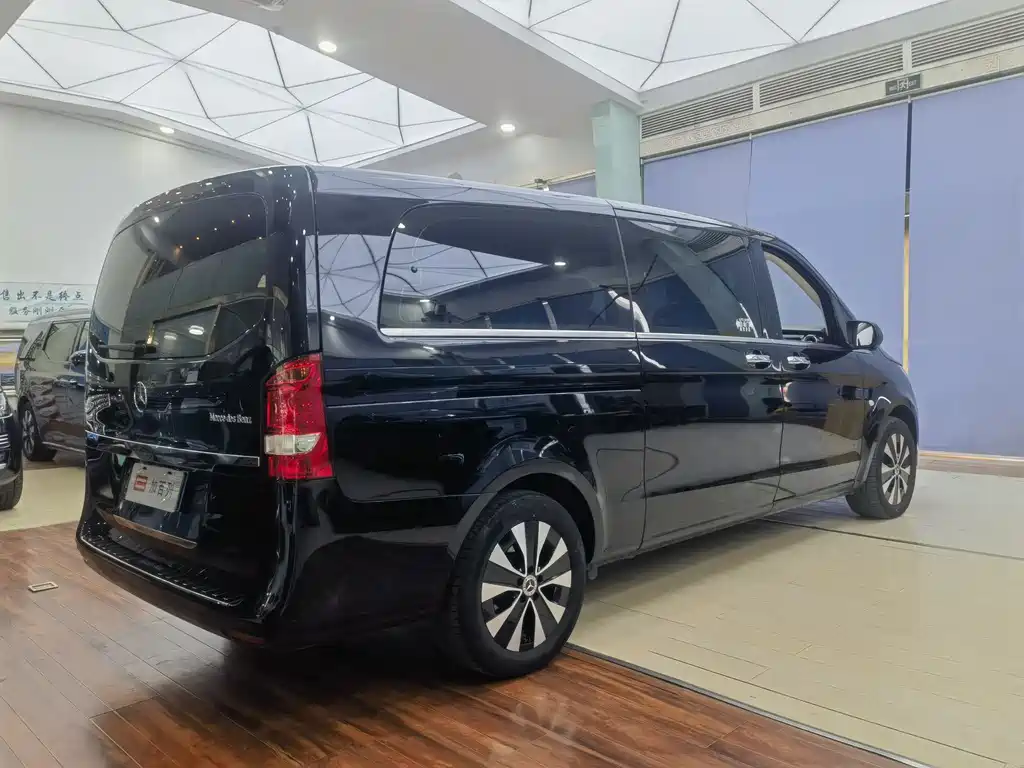 Mercedes-Benz Vito — фото 15