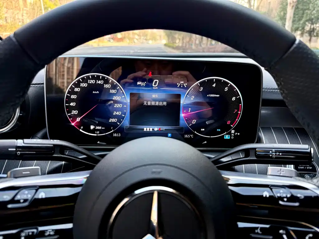 Mercedes-Benz C-Class — фото 9