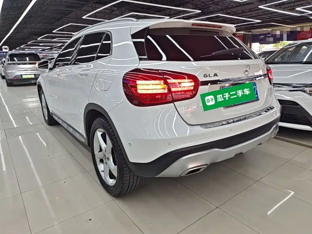 Mercedes-Benz GLA — фото 5