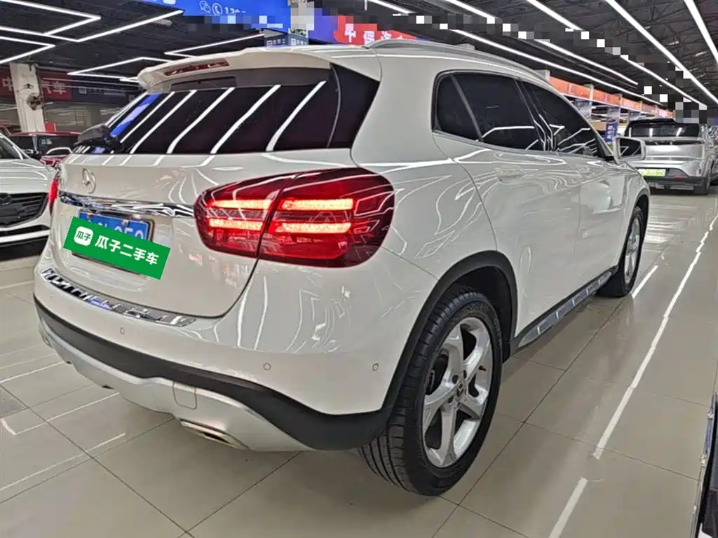 Mercedes-Benz GLA — фото 7