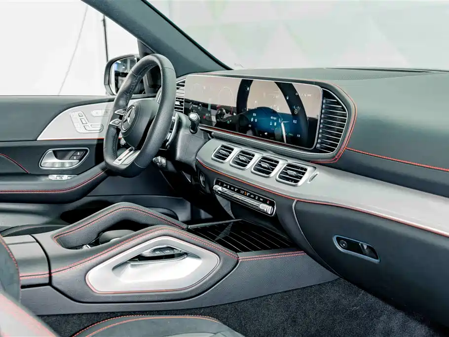 Mercedes-Benz GLE AMG — фото 19