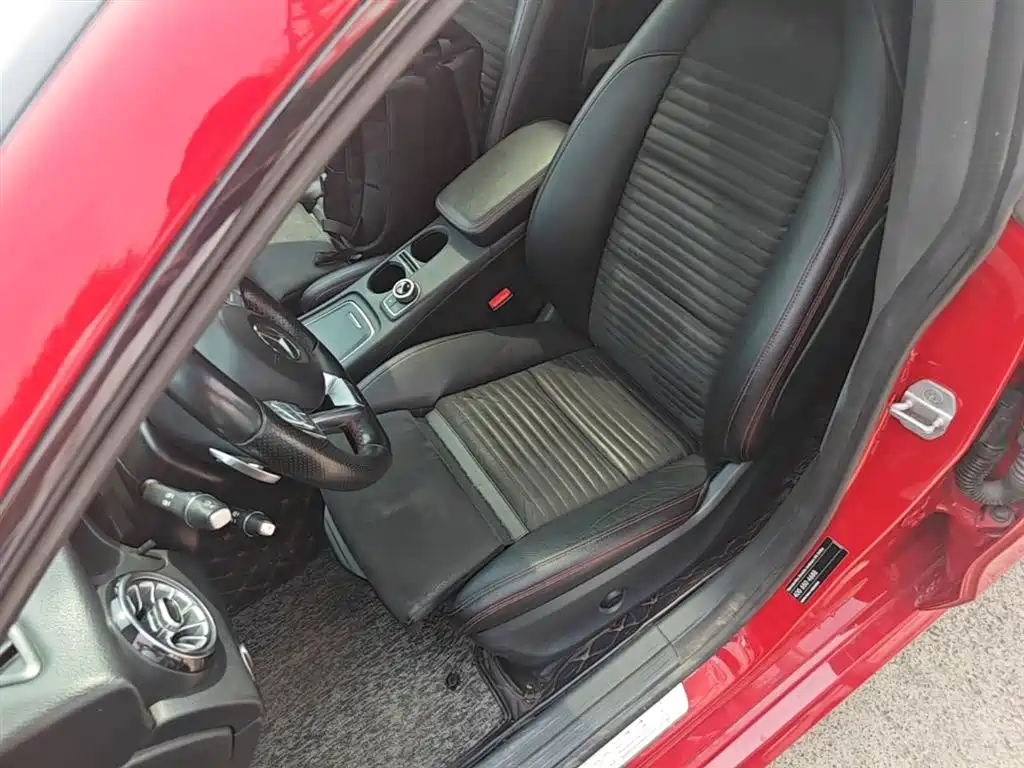 Mercedes-Benz CLA (Import) — фото 10