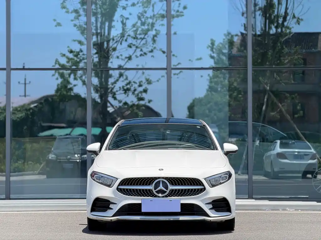 Mercedes-Benz A-Class — фото 2