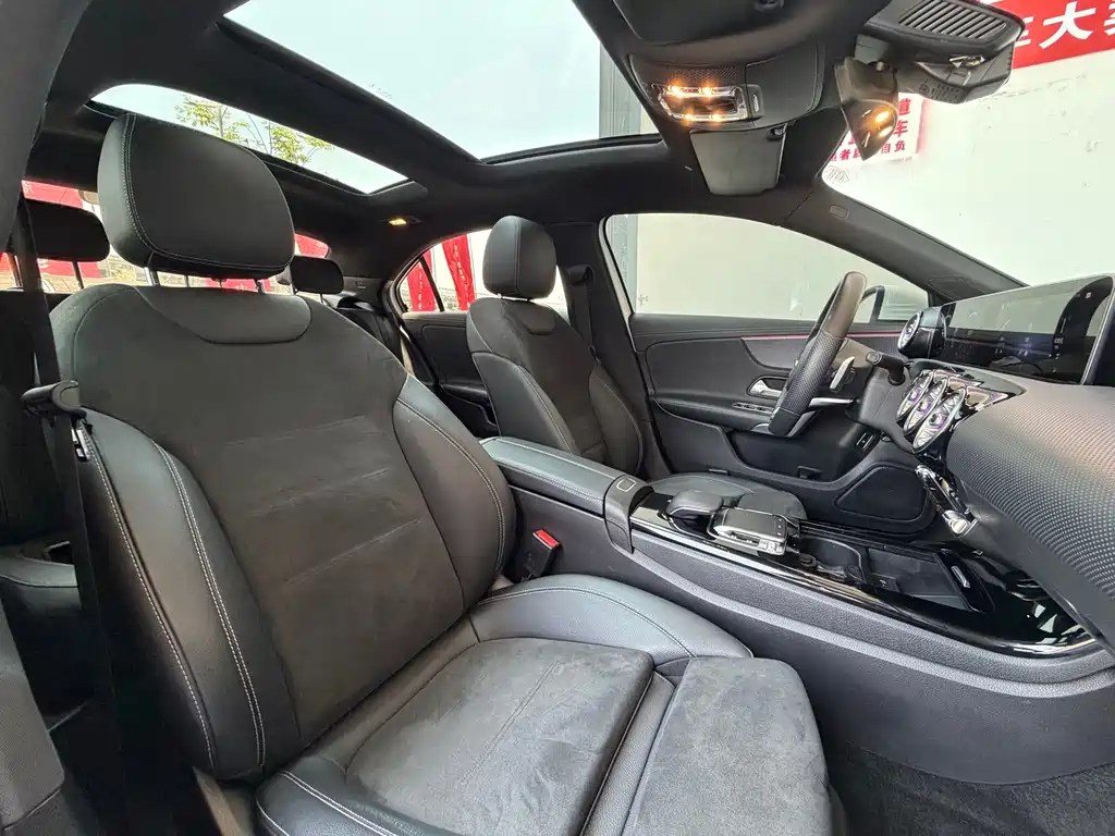Mercedes-Benz A-Class — фото 14