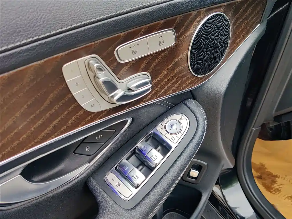 Mercedes-Benz GLC — фото 2