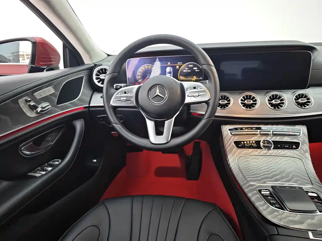 Mercedes-Benz CLS — фото 23