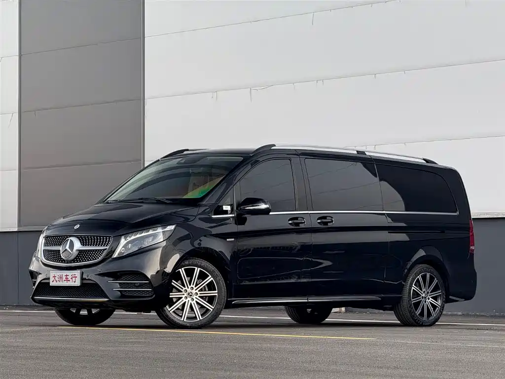 Mercedes-Benz V-Class — фото 8