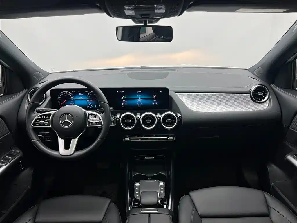 Mercedes-Benz GLA — фото 21
