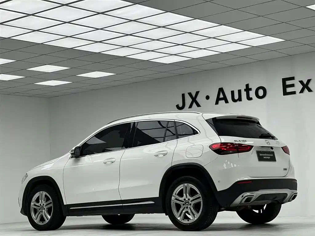 Mercedes-Benz GLA — фото 7