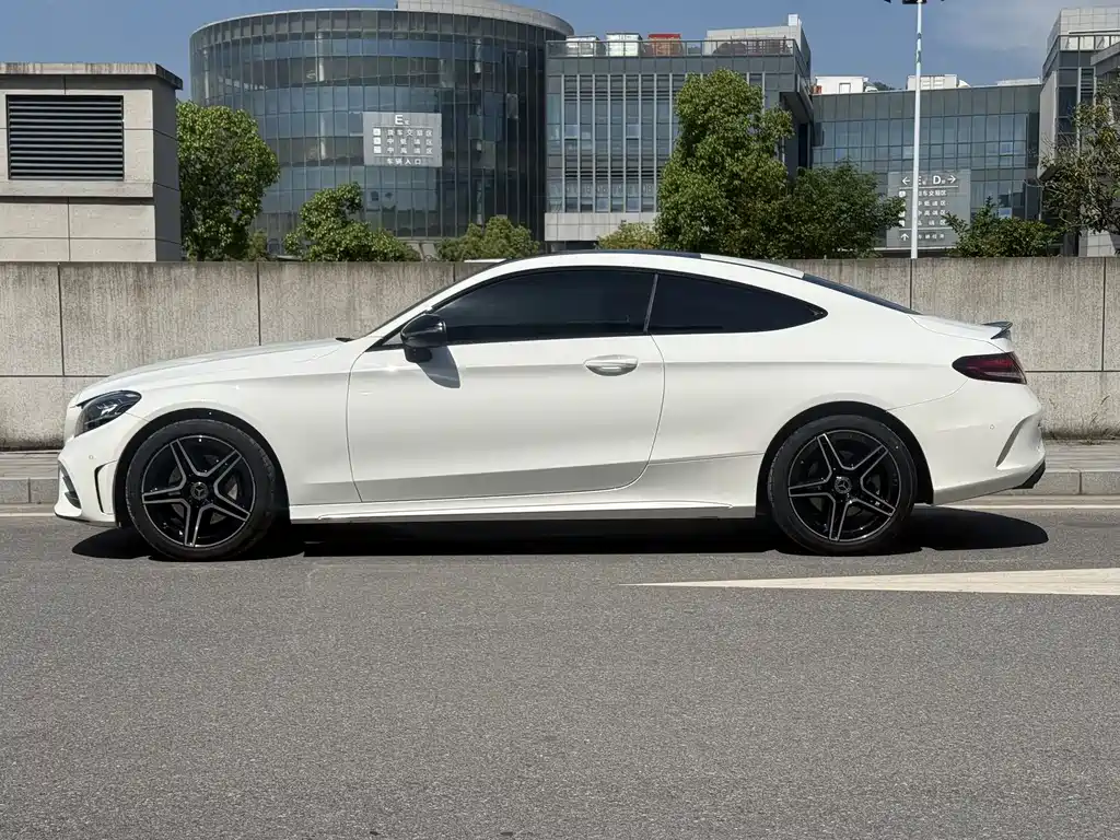 Mercedes-Benz C-Class (Import) — фото 4